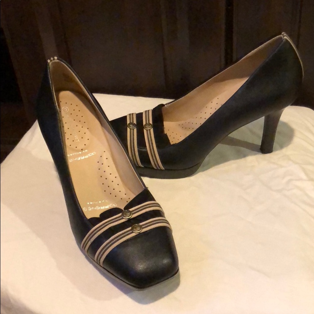 Lucians corset pumps by Rockport